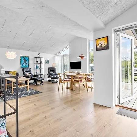 8593-glesborg-vikingebanke-11 *