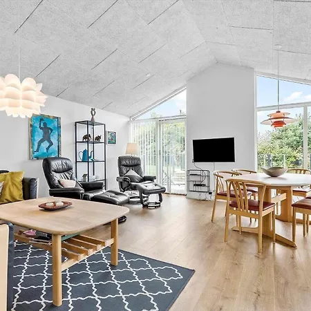 8593-glesborg-vikingebanke-11 Glesborg