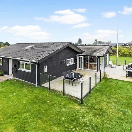 8593-glesborg-vikingebanke-11 *